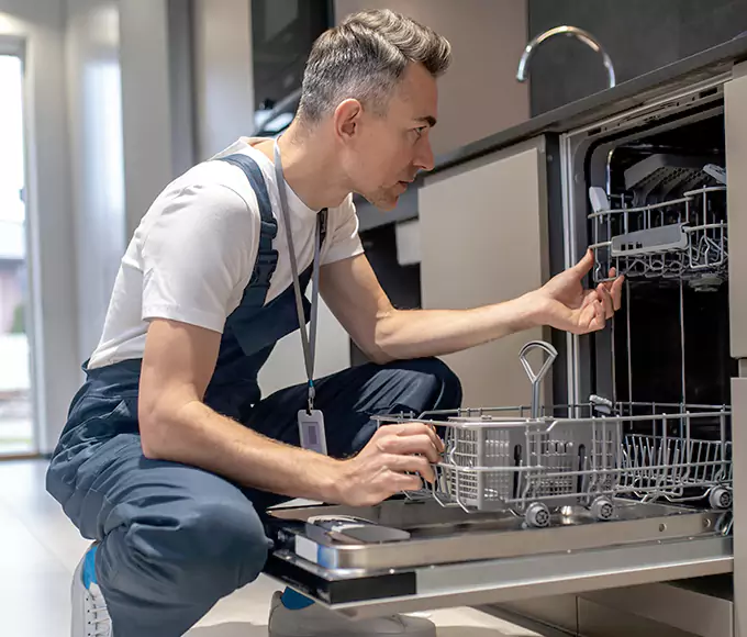 Why Holden Homeowners Pick Holden Appliance Pro for Every Dishwasher Breakdown?
